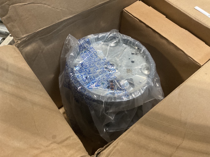 Photo 1 of ***BROKEN, SOLD FOR PARTS*** InSinkErator EVOLUTION 0.75HP 3/4 HP, Advanced Series EZ Connect Continuous Feed Food Waste Garbage Disposal, Gray