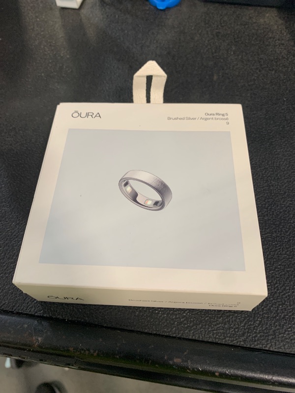 Photo 1 of ***USED***Oura Ring 5 - Brushed Silver - Size 9 - World’s Smallest Smart Ring - Sleep, Activity, Women’s Health, AI Advisor, 1 Week of Battery Life, Size Before You Buy, Android & iOS Compatible