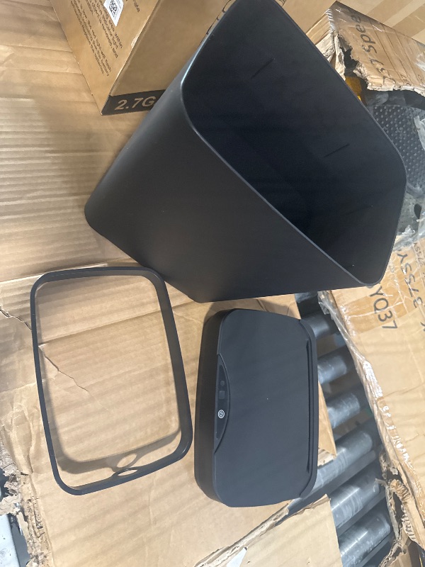 Photo 1 of **ONE COUNT***Vanpopubs 2.7 Gal Automatic Motion Sensor Trash Can