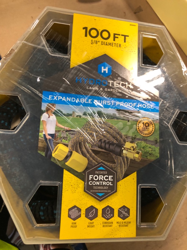 Photo 1 of [Leaking] Flexi Hose Expandable Garden Hose with 8 Function Nozzle, 50FT - Lightweight Retractable Garden Hose, Water Hose - No-Kink Flexibility, 3/4 Inch Solid Brass Fittings and Double Latex Core