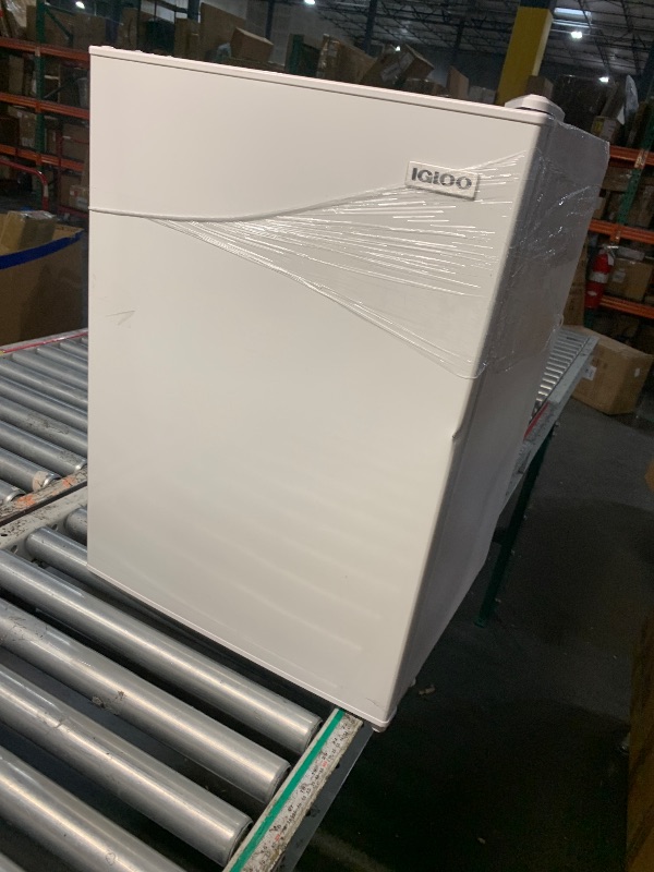 Photo 1 of ***DAMAGED - SEE NOTES/PICTURES*** Igloo 2.6 Cu.Ft Mini Fridge with Freezer- Single Door Compact Refrigerator with Glass Shelves for Homes, Dorms & Offices- Keep Snacks, Drinks & Frozen Foods Cool with Temperature Control Fridge- White