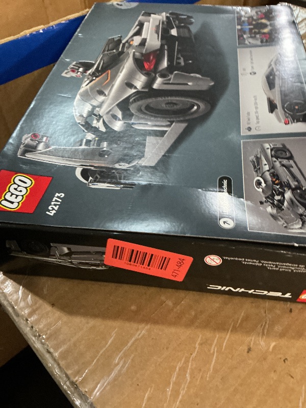 Photo 1 of *FACTORY SEALED*
LEGO Technic Koenigsegg Jesko Absolut Grey Hypercar, Sports Car Building Set for Boys and Girls, Vehicle Racing for Kids, Buildable Model Kit, Sport Car Toy, Motor Enthusiasts’ Gift, 42173