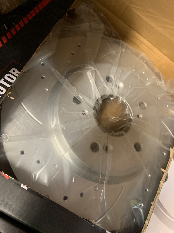 Photo 1 of *** CHECK COMMENTS*** MOTOREVO Front Brake Kit for CR-V 2007-2016 (2012-2016 AWD Only, NOT for FWD) Geomet Coated (2007-2011 All Models) High-Carbon Alloy Drilled & Slotted Vented Rotors & Ceramic Brake Pads