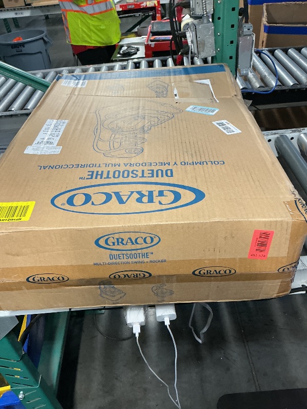 Photo 1 of **DOESNT POWER ON** Graco DuetSoothe Swing and Rocker with Removable Swing Seat and 6 Swinging Speeds for Toddler Swing Seat and Swing Chair
