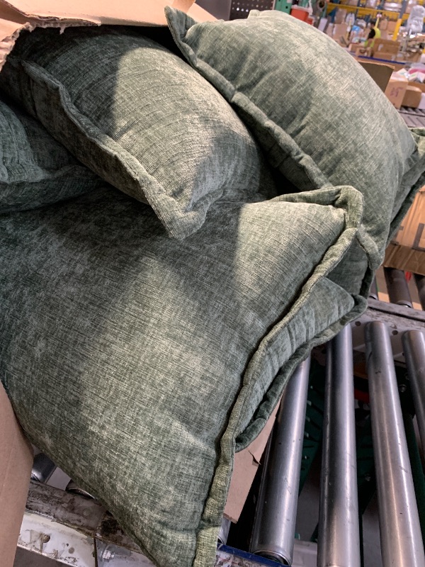 Photo 1 of ***PARTIAL SET PILLOWS ONLY***
Eafurn Oversized Reversible Modular Sectional Sofa with Movable Ottoman, 4 Seater Convertible L Shaped Corner Couch Modern Chenille Sofa Set w/Double Layers Seat Cushions for Living Room Apartment