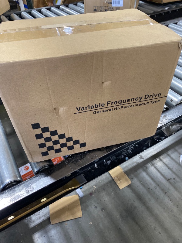 View 2 of MOLLOM VFD 11KW 15HP 25A 380V Single or Three Phase Input to 3 Phase 0-3000 Hz Output Variable Frequency Drive Inverter for Spindle Motor CNC Speed Control
