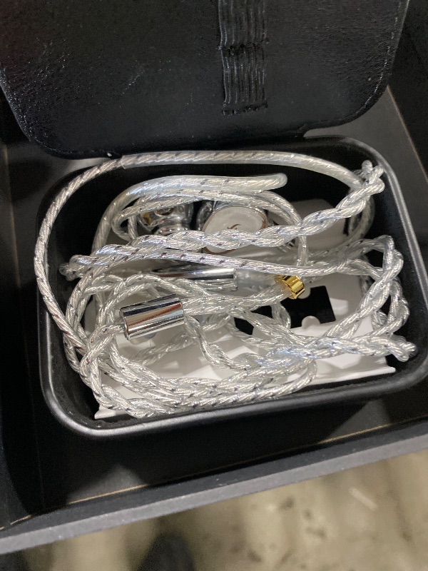Photo 1 of Linsoul SIMGOT EA1000 Fermat 10mm Dynamic Driver in Ear Monitor, HiFi in Ear Earphone IEM, Wired Gaming Earbud, with Silver-Plated OFC Cable for Musician Audiophile