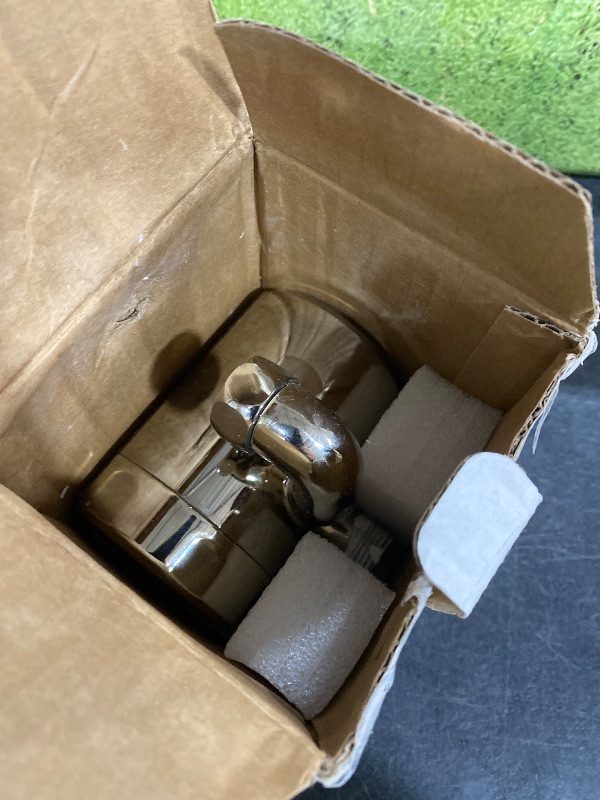 Photo 1 of Delta Faucet Clarifi Premium Shower Filter Attachment with Filter, Hard Water Shower Filter, Shower Head Filter, Polished Nickel 5SF100-PN