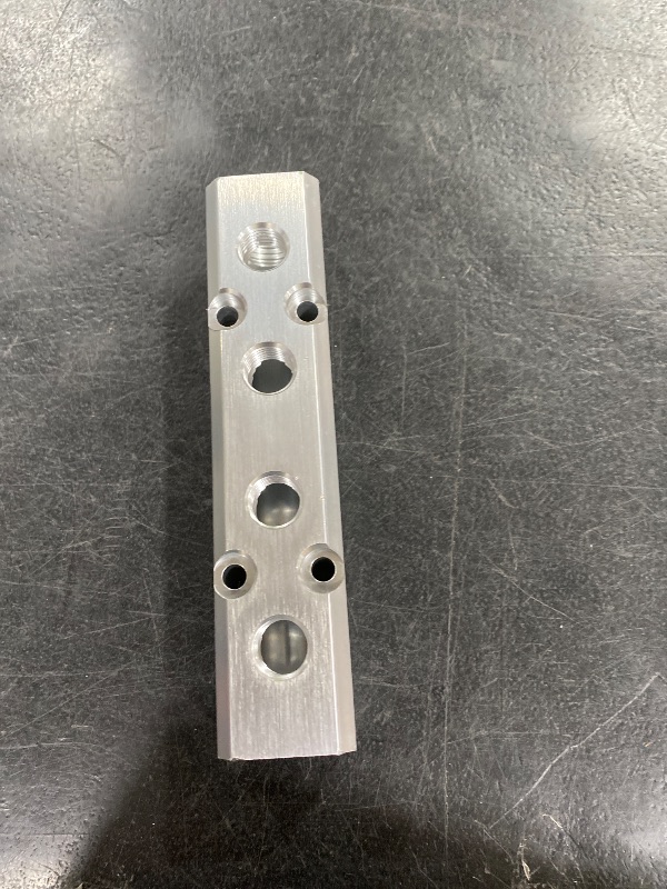 Photo 1 of air manifold 3 way 5 port air compressor manifold , aluminum air hose inline manifold block splitter pneumatic manifold air distribution block npt 1/2 inch supply port npt 1/4 in output port 