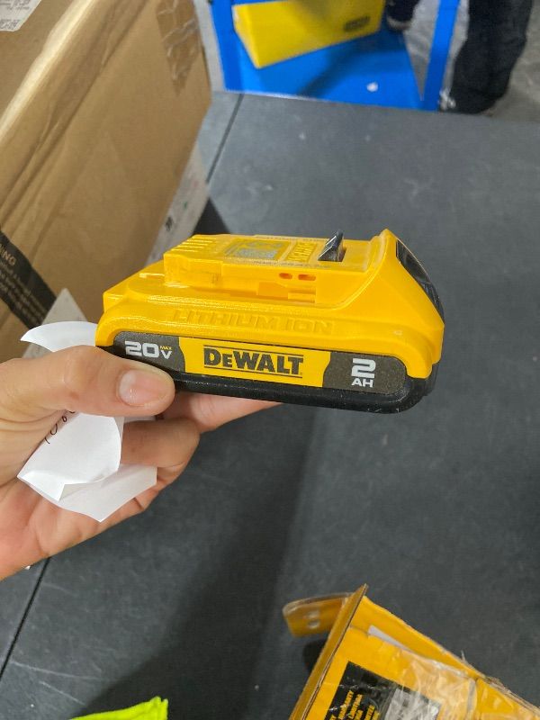 Photo 3 of ONLY 1 ----------------------------DEWALT Powerstack 20V MAX Battery, Rechargeable, 5Ah, Lithium Ion (DCBP520-2)