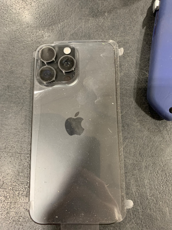 Photo 1 of Apple iPhone 15 Pro Max, 256GB, Black Titanium - Unlocked (Renewed)