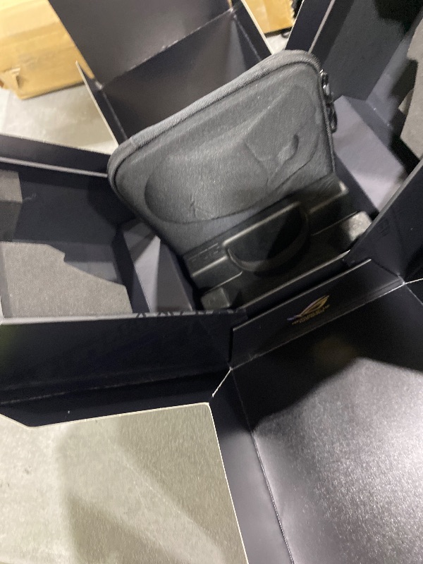 Photo 1 of ASUS ROG Harpe Ace Extreme Wireless Esports Gaming Mouse – Carbon Fiber Build, 47g Lightweight, Tri-Mode Connectivity, 42K DPI, up to 70Hr Battery, Glass Skates, Pro-Approved, PC/Mac Support - Black