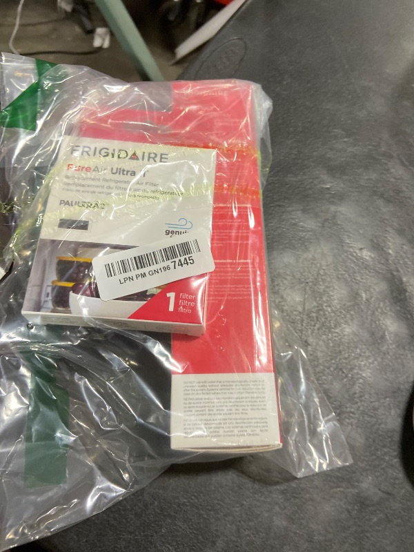 Photo 1 of Frigidaire PurePour PWF-1 (FPPWFU01) & PureAir Ultra II (PAULTRA2) Water & Air Filter Combo Kit