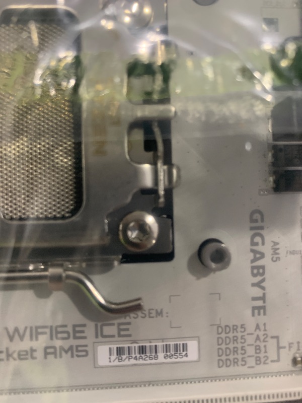View 3 of GIGABYTE B850M Eagle WIFI6E ICE AMD AM5 mATX Motherboard, Support AMD Ryzen 9000/8000/7000 Series, DDR5, 8+2+2 Power Phase, 2X M.2, PCIe 5.0, USB-C, WIFI6E, 2.5GbE LAN, EZ-Latch, 3-Year Warranty