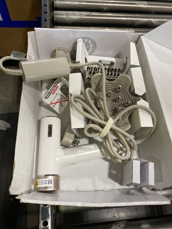 Photo 1 of Shark Hair Dryer | SpeedStyle | No Heat Damage Hair Styling Too