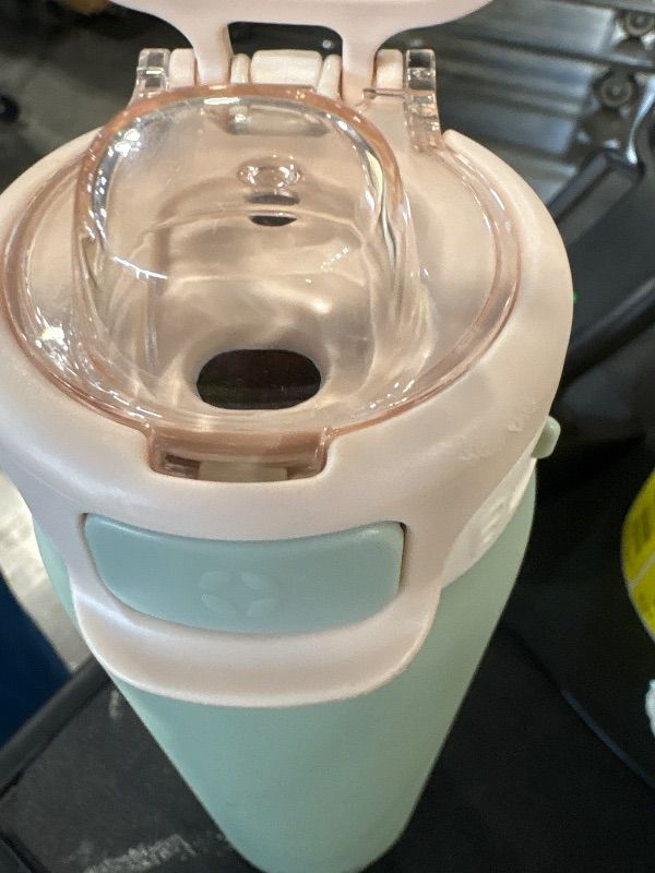 Photo 1 of **LID IS DAMAGED**
Ello Pop & Fill 22oz Stainless Steel Water Bottle with Quick Fill Technology, Double Walled and Vacuum Insulated Metal, Leak Proof Locking Lid, Sip and Chug, Reusable, BPA Free, Pistachio