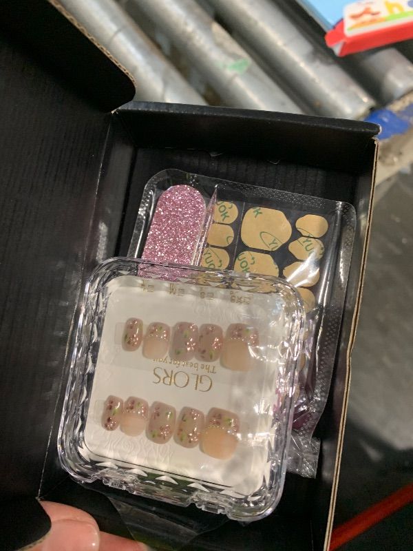 Photo 1 of [GLORS] Short Square Press On Nails, Nude Pink with Rose Gold Foil and Pearl Accents, 10 Pieces (XS,SS)