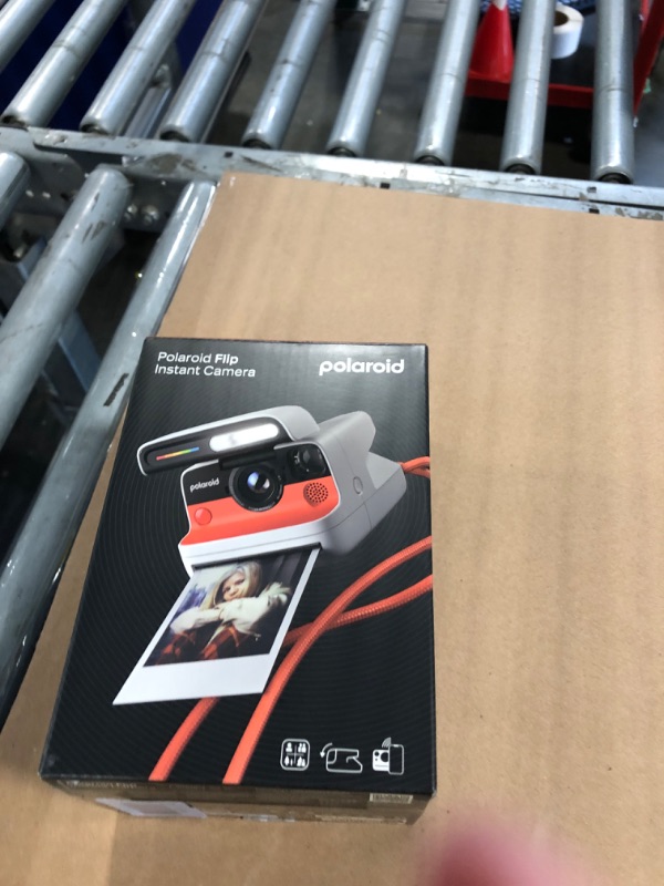 Photo 1 of ** no film**
Polaroid Flip Instant Camera + Color Film Bundle (16 Photos Included) - White (6652) - Hyperfocal 4-Lens System, Sonar autofocus, and Sence Analysis with Bluetooth paired Companion app