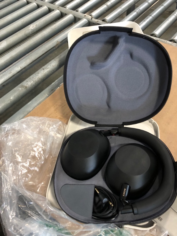 Photo 1 of ***SOLD FOR PARTS*** NOT WORKING**** Sony WH-1000XM6 The Best Noise Canceling Wireless Headphones, HD NC Processor QN3, 12 Microphones, Adaptive NC Optimizer, Mastered by Engineers, Studio-Quality, 30-Hour Battery, Black