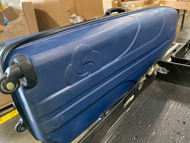 Photo 1 of ***ONE WHEEL NOT ATTACHED*** Samsonite Tour Classic Golf Hard Case Golf Travel Bag, Lightweight & Durable ABS Shell, 360 Degree Multi-Directional Wheels, 6850, Blue