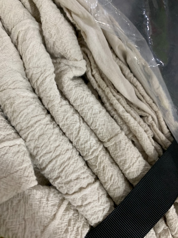 Photo 1 of Vera Wang - Duvet Cover King Size, Crisp Cotton Percale Reverse, Lightweight Bedding for Year Round, Button Closure & Inner Corner Ties, 3 Piece Bed Set with Matching Pillowcases (Woven Tucks Beige)