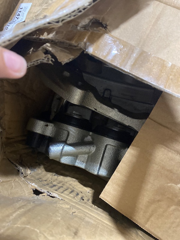 Photo 1 of cciyu Front Left & Right Brake Calipers Assembly w/Bracket 19B3257 19B3256 For Mercedes-Benz For E350/For E500/For E550/For ML320/For ML350/For ML450/For ML500/For R320/For R350/For R500