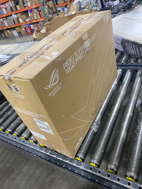 Photo 1 of ASUS ROG Strix 27” 1440P OLED Gaming Monitor (XG27AQDMG) - QHD, Glossy OLED, 240Hz, 0.03ms, Custom Heatsink, Anti-flicker,Uniform Brightness, G-SYNC Compatible, 99% DCI-P3, DisplayWidget, 3yr warranty