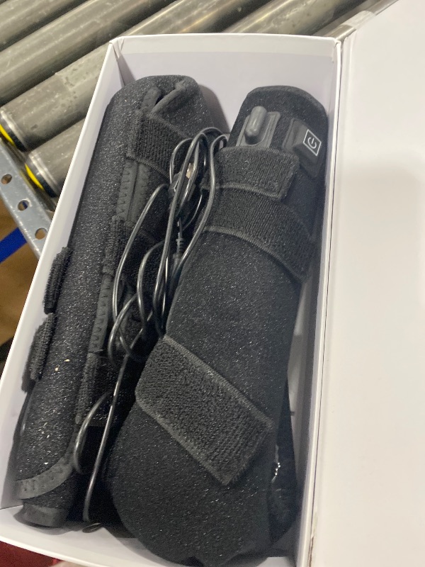View 3 of 2026 Red Light Therapy for Horse Leg Stifle Pain,Left and Right Leg Set,850nm?660nm Infrared Light Therapy for Equine Muscle Recovery,Without Battery.With 2X192 LED,Size:13.8X13.8IN.
