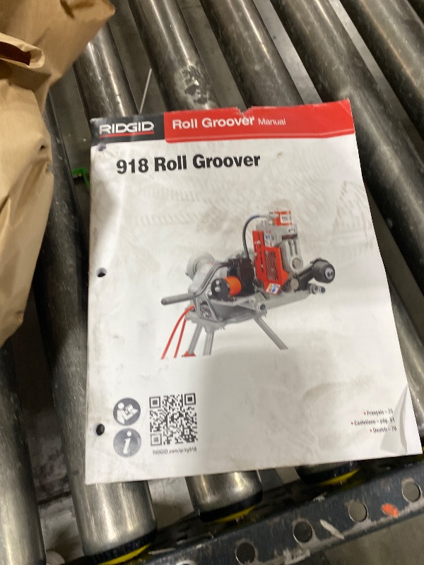 Photo 1 of RIGID 918 Roll Groover W/300 Power Drive Mount Kit
