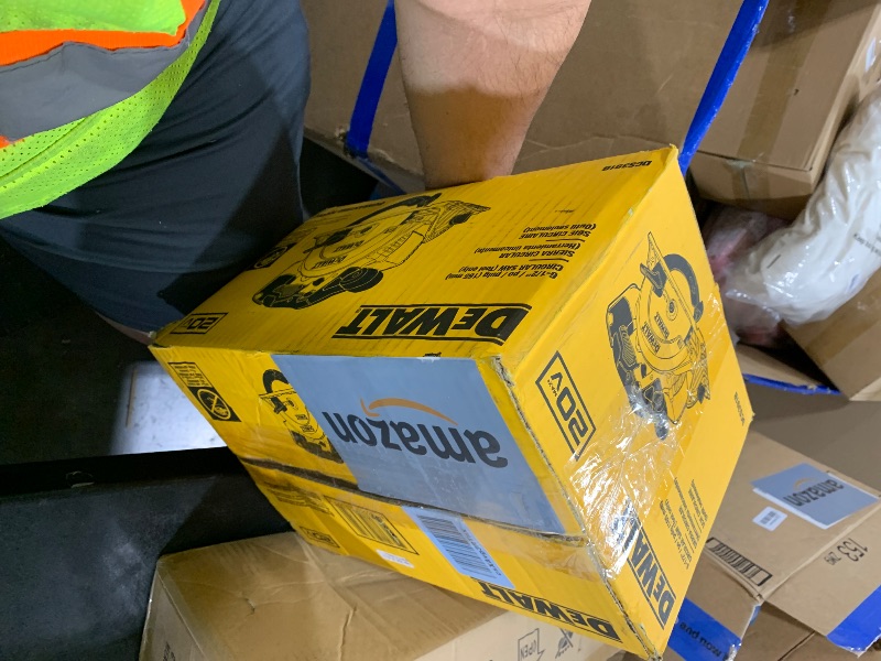 Photo 1 of DEWALT 20V MAX Circular Saw, Cordless Sidewinder Style Portable, 6-1/2-Inch Blade, 5150 RPM, 0-50 Degree Bevel Capability, Battery Not Included (DCS391B)
