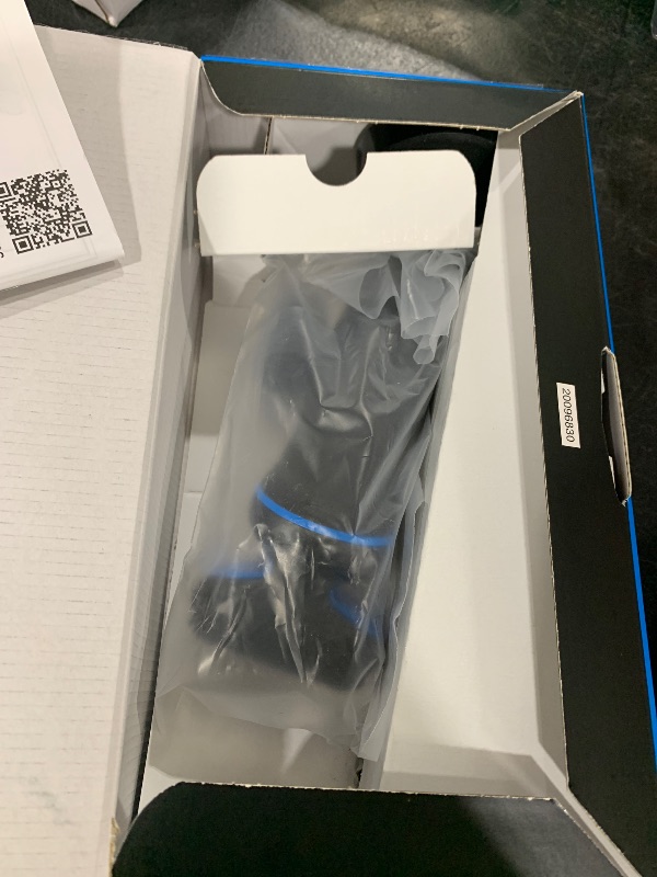 Photo 1 of Braun Electric Shaver for Men, Series 5 5150cs, Wet & Dry Razor, Turbo Shaving Mode, Foil Shaver, with Beard Trimmer, Body Groomer and Charging Stand, Blue