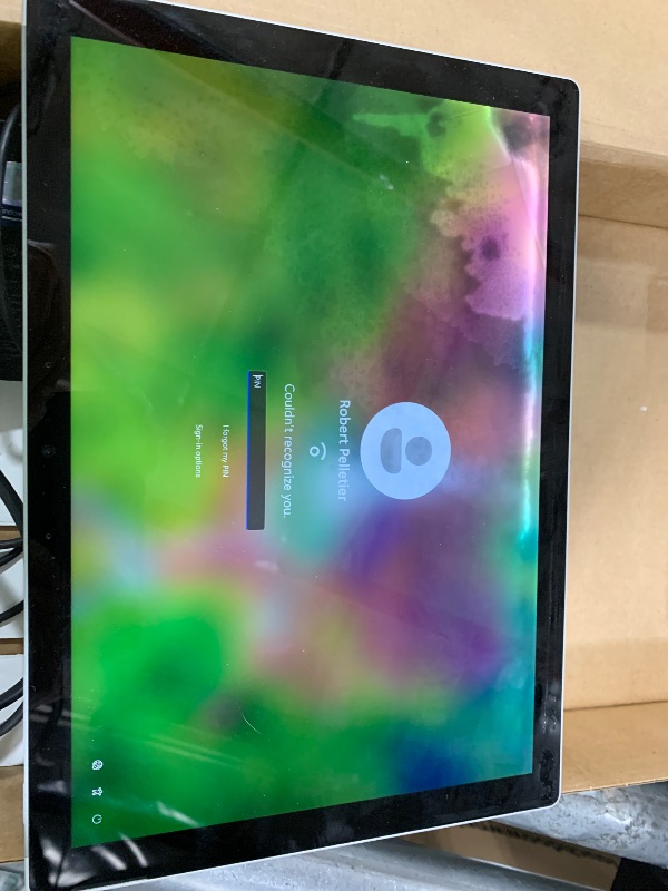 Photo 1 of Microsoft Surface Pro 7 12.3in Intel Core i5 10th Gen 8GB RAM 128GB SSD Platinum (Renewed)