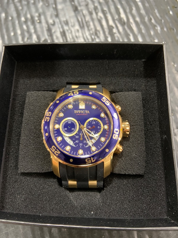 Photo 1 of Invicta Men's 6983 Pro Diver Collection Chronograph Blue Dial Black Polyurethane Watch