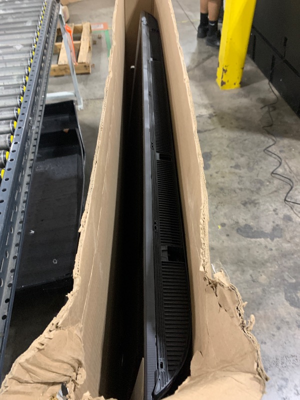 Photo 1 of Samsung 70-Inch Class Crystal UHD U8000F 4K Smart TV (2025 Model) Endless Free Content, Processor, MetalStream Design, Knox Security, Alexa Built-in SALVAGE FOR PARTS ONLY