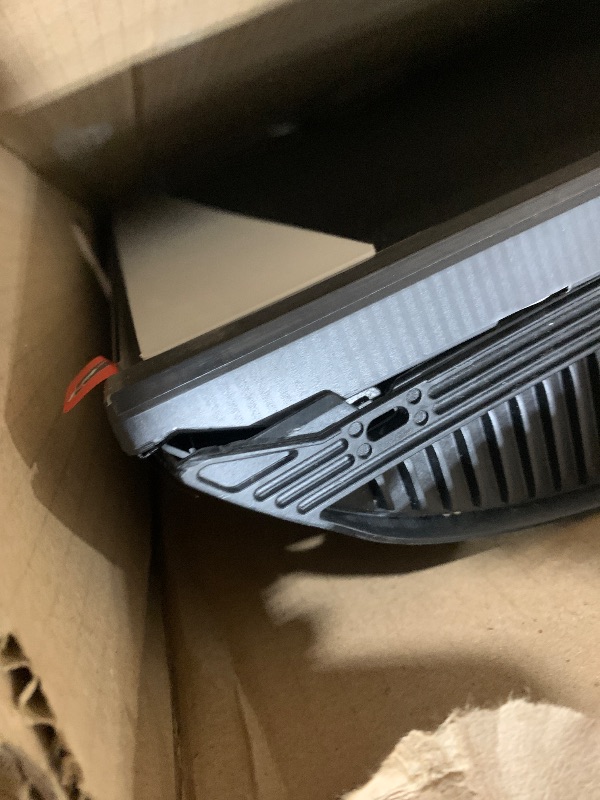 Photo 1 of Samsung 70-Inch Class Crystal UHD U8000F 4K Smart TV (2025 Model) Endless Free Content, Processor, MetalStream Design, Knox Security, Alexa Built-in SALVAGE FOR PARTS ONLY