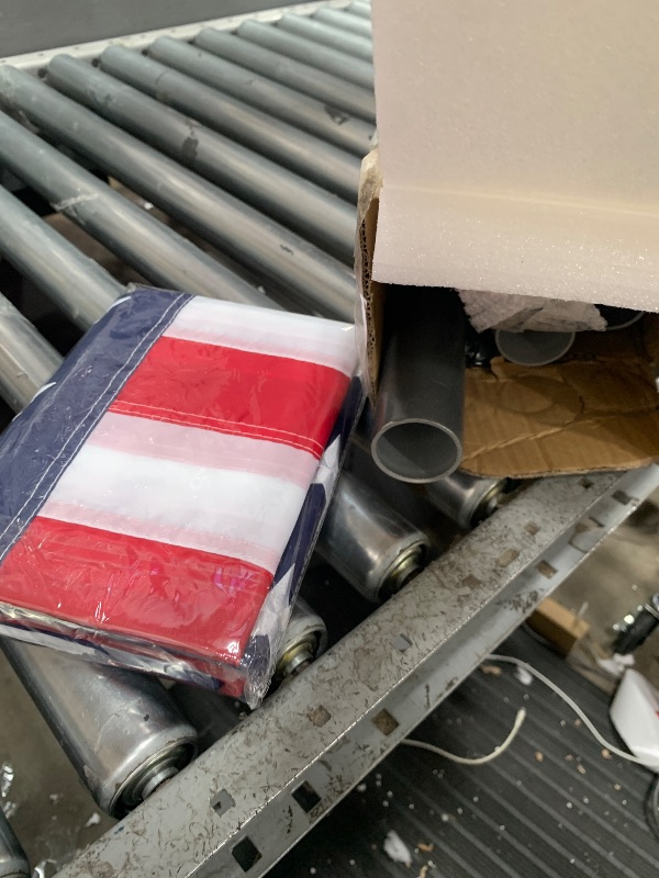 View 3 of **********FOR PARTS ONLY- Missing parts***********
IIOPE 25FT Heavy Duty Flag Pole