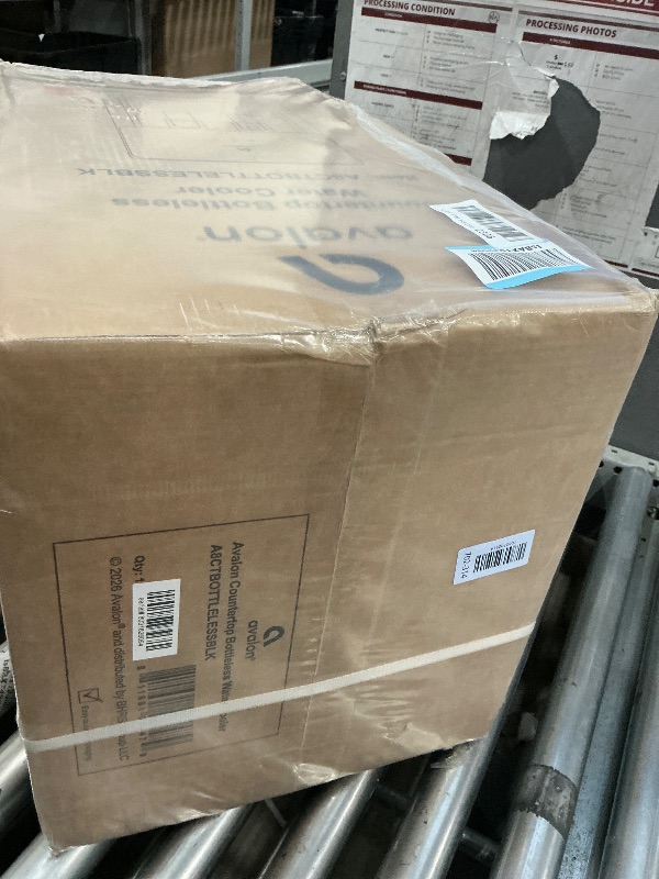 View 4 of *** FACTORY SEALED***.    Amazon Basics Large Cat Litter Box with Scoop, 19" x 15" x 11.75", Grey/Beige
