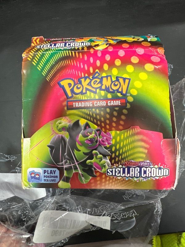 Photo 1 of *** INAUTHENTIC *** Pokémon TCG: Sword & Shield Silver Tempest Booster Display Box