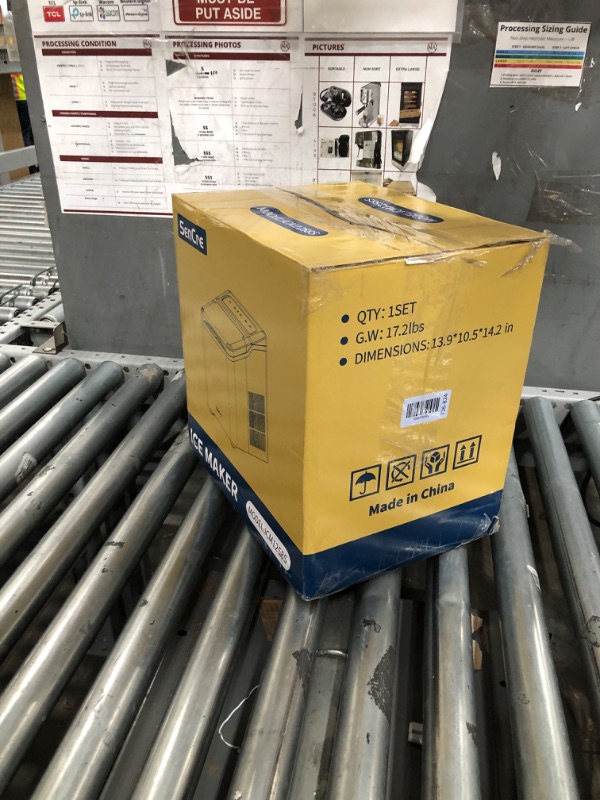 Photo 1 of **does not turn on** Sencre Countertop Ice Maker - 26.5Lbs/24H, Bullet Ice, 6-Min Production