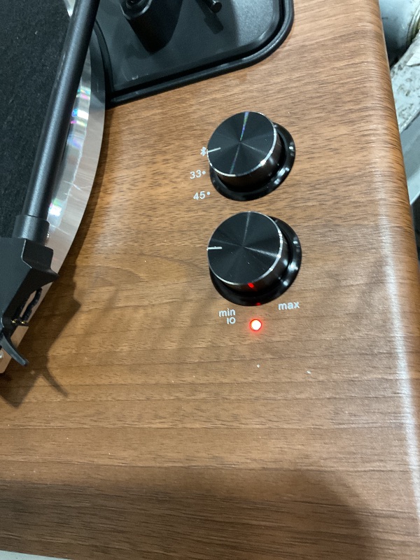 View 2 of **Damage to the unit, sliced/cracked lid and broken head unit arm and missing needle
** SeeYing Vinyl Record Player with Built-in Speakers
