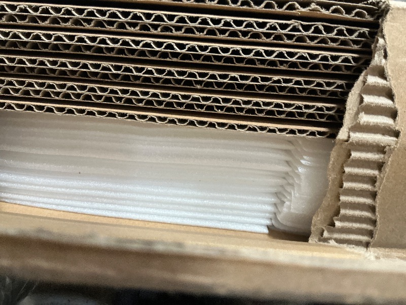 Photo 1 of ELSINPAPOX Moving Boxes with Divider Kits