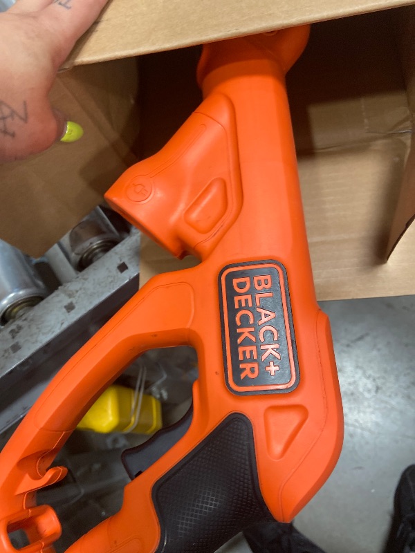 View 3 of (used, minor dmages) BLACK+DECKER Electric String Trimmer Edger