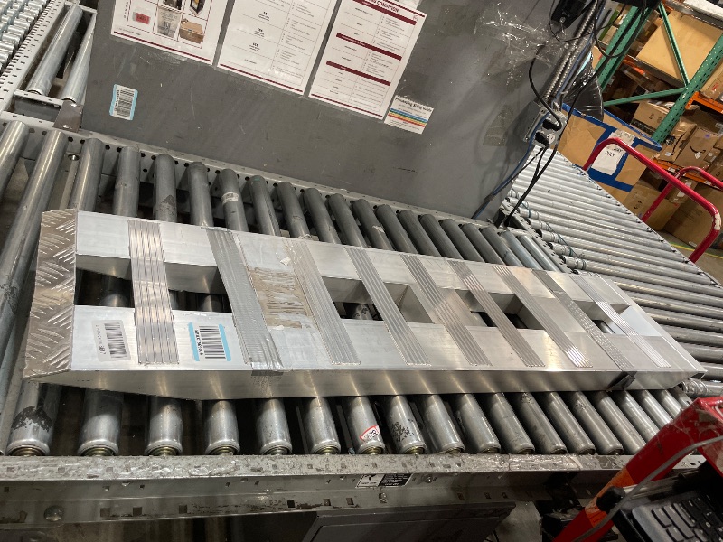 View 2 of 1 PIECE CAR RAMP