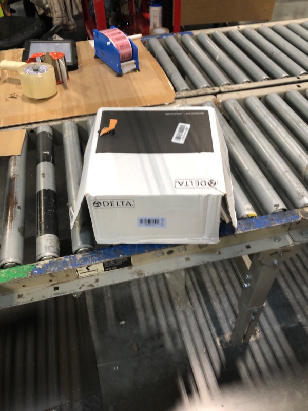 View 2 of [MISSING PARTS] DELTA Arvo 14 Series Shower Faucet Set