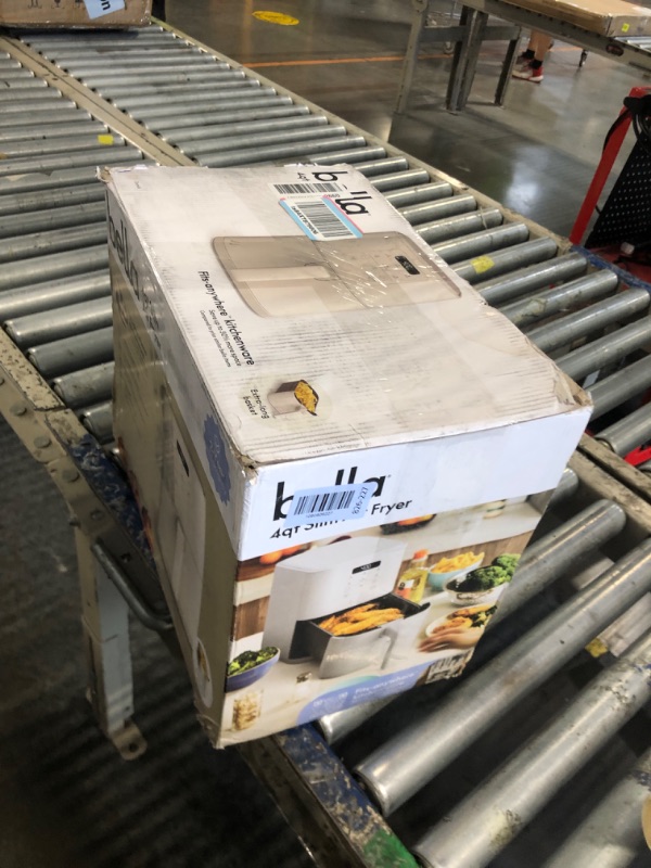 View 2 of [SOLD FOR PARTS] BELLA 4qt Slim Air Fryer, Non-Toxic Ceramic Coating, Oatmilk