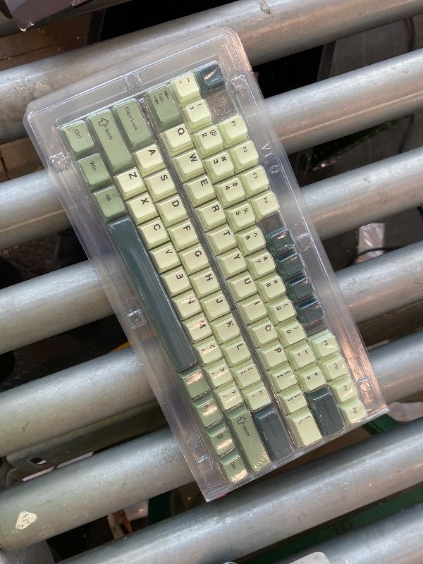 View 3 of [Missing Keys] dagaladoo Double Shot PBT keycaps Green, Cherry Profile Keyboard Keycaps