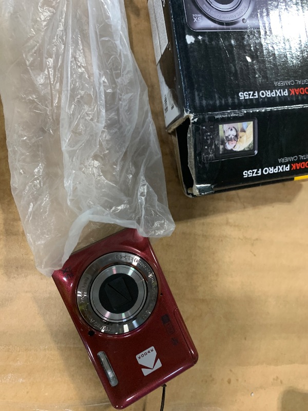Photo 1 of ***BROKEN, SOLD FOR PARTS*** Kodak PIXPRO FZ55-RD 16MP Digital Camera 5X Optical Zoom 28mm Wide Angle 1080P Full HD Video 2.7" LCD Vlogging Camera (Red) Packaging May Vary