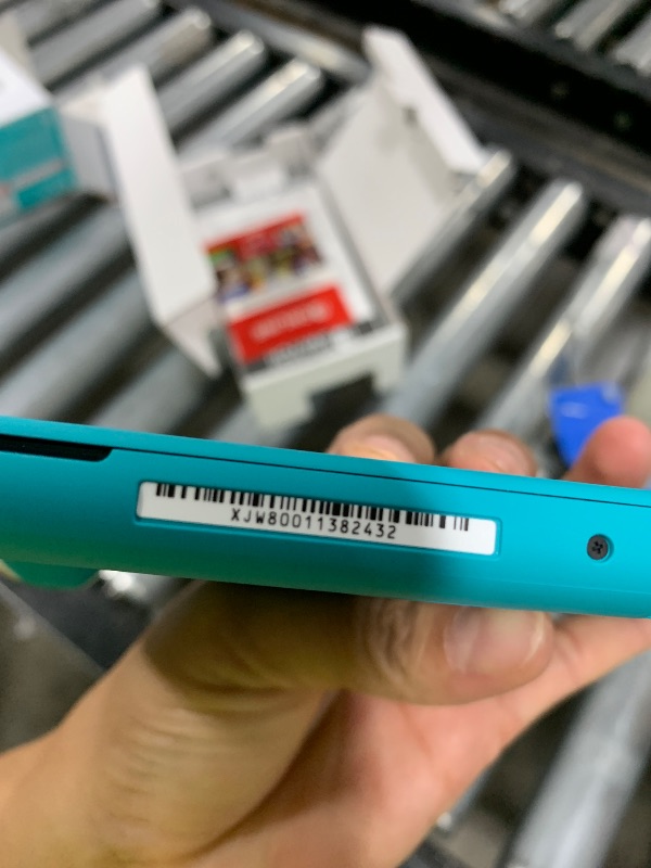Photo 1 of Nintendo Switch Lite - Turquoise