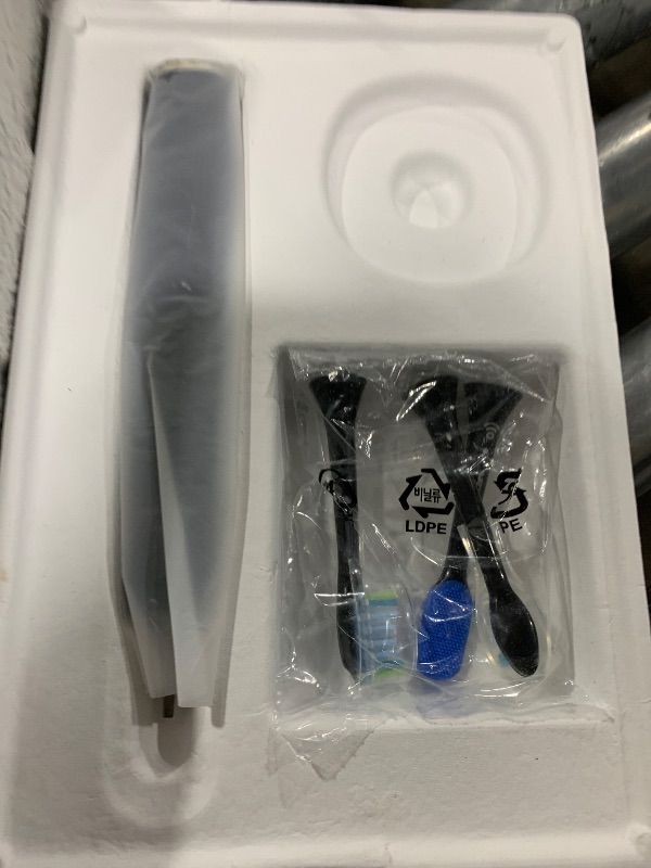 Photo 1 of Philips Sonicare DiamondClean Smart 9500 Electric Toothbrush - Sonic Toothbrush with App, Pressure Sensor, 15 Brushing Settings, Replacement Reminder, USB Charging Travel Case, Black, Model HX9923/11