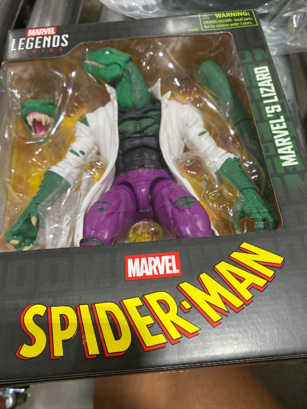 Photo 1 of SPIDER-MAN Marvel Legends Series Lizard, Comics Collectible 6-Inch Scale Action Figure (Amazon Exclusive)